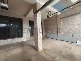 Foto 20 de Venta Casa de 5 Dormitorios en Sur de Guayaquil, KariG