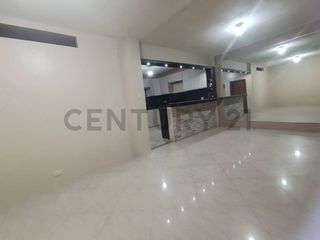 Foto 2 de Venta Casa de 5 Dormitorios en Sur de Guayaquil, KariG