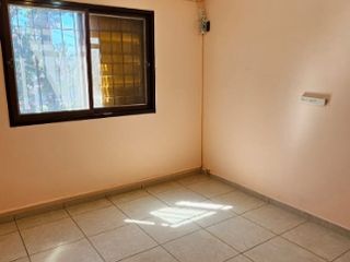 Foto 3 de Departamento en venta en Isidro Casanova
