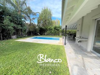 Foto 4 de Casa en Venta en Acacias Blancas, Maquinista F. Savio, Escobar, G.B.A. Zona Norte, Argentina