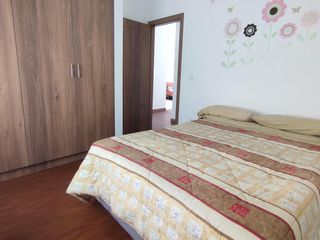 Casa en renta amoblada o sin amoblar | 3 dormitorios, con seguridad | sector La Armenia
