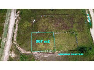 Foto 5 de 00581 –  VENTA TERRENOS URBANOS - 03 LOTES  – AT 967 m2