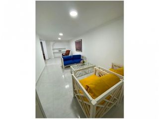 Foto 3 de Venta de acojedora casa de 2 pisos con 3 apartamentos en Taminaka