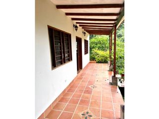 VENDO FINCA A 5 MINUTOS DE SAN JERONIMO