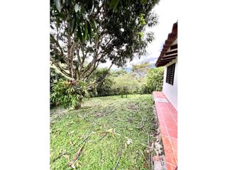 VENDO FINCA A 5 MINUTOS DE SAN JERONIMO