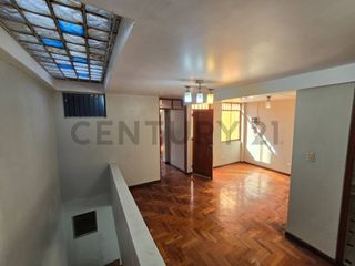 CASA EN VENTA - URB. SAN FERNANDO