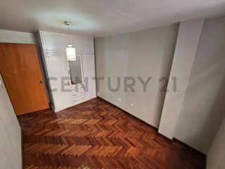 CASA EN VENTA - URB. SAN FERNANDO