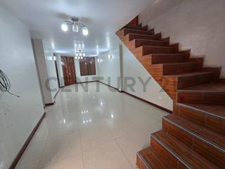 CASA EN VENTA - URB. SAN FERNANDO