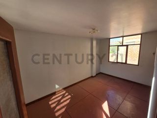 CASA EN VENTA - URB. SAN FERNANDO