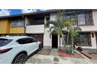 Vendo Casa Unifamiliar Sector Medellin Barrio San Pablo