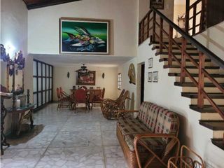 Casa comercial en arriendo Alto Prado