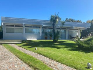Foto 2 de Casa en venta  Campo Chico Country Club, 4 ambientes, pileta doble lote