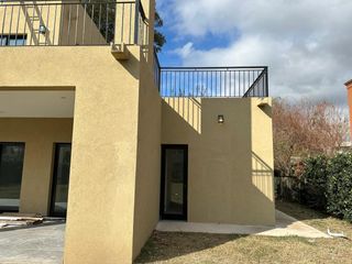 Foto 5 de CASA EN VENTA  A ESTRENAR BARRIO HARAS SANTA MARIA  LOS EUCALIPTUS 5 AMBIENTES