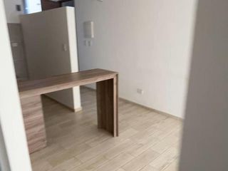 Foto 4 de La Majella Paseo Comercial y Dptos con terraza propia Apto profesional