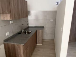 Foto 16 de La Majella Paseo Comercial y Dptos con terraza propia Apto profesional