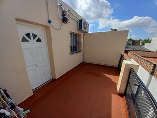 VENTA PH 4 AMBIENTES CIUDADELA PATIO COCHERA