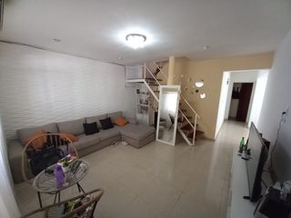 VENTA PH 4 AMBIENTES CIUDADELA PATIO COCHERA