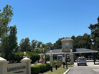 Foto 16 de Lote con frente a la laguna . 800 m2  en Lagos de San Eliseo