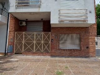 Foto 2 de Departamento en alquiler en Lanus Oeste