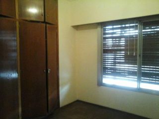 Foto 9 de Casa PH en venta en Quilmes Oeste Centro