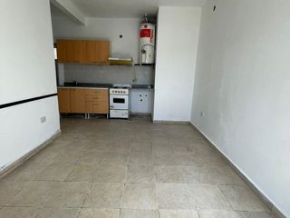 Foto 4 de Departamento en  alquiler de 2 ambientes - Quilmes