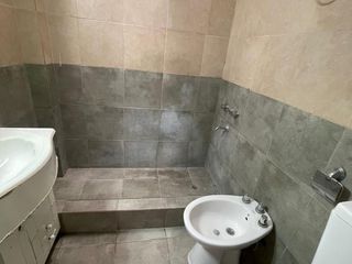 Foto 8 de Departamento en  alquiler de 2 ambientes - Quilmes