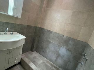 Foto 6 de Departamento en  alquiler de 2 ambientes - Quilmes