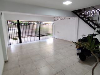 Foto 2 de TORIBIO ORTIZ CASA A LA VENTA