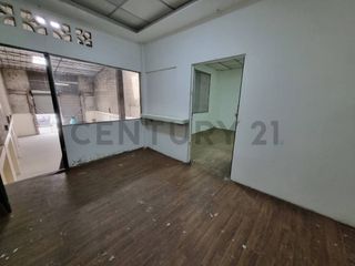 Foto 5 de Alquiler bodega tipo local con oficina en Durán, L.Nuñ