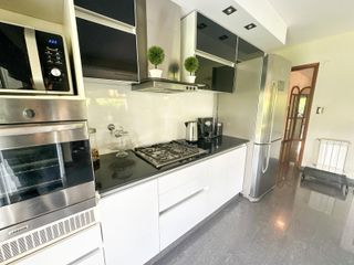 Foto 4 de Venta Casa en San Marino (Funes Hills)