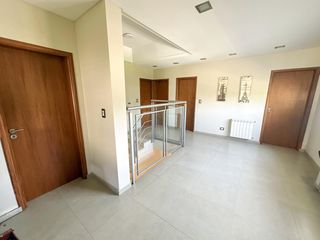 Foto 10 de Venta Casa en San Marino (Funes Hills)