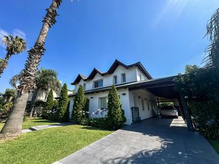 Foto 1 de Venta Casa en San Marino (Funes Hills)