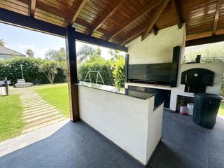 Foto 17 de Venta Casa en San Marino (Funes Hills)