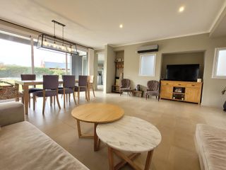 Foto 4 de San Matías | Venta| Casa con pileta en uno de los lotes más lindos y grandes