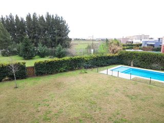 Foto 1 de San Matías | Venta| Casa con pileta en uno de los lotes más lindos y grandes