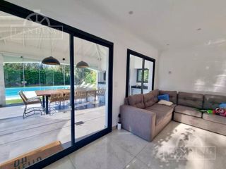 Foto 12 de Casa En Venta Castores Nordelta 1100 m2 Pileta Jardin Galeria