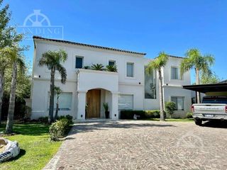 Foto 19 de Casa En Venta Castores Nordelta 1100 m2 Pileta Jardin Galeria