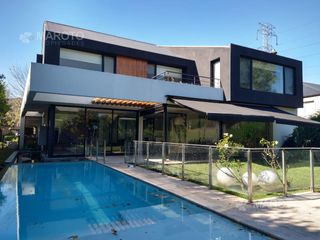 Foto 2 de CASA EN VENTA  EN BARRIO SEPTIEMBRE –MAROTO PROPIEDADES-