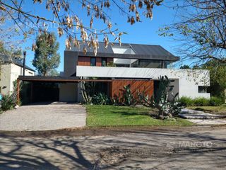Foto 1 de CASA EN VENTA  EN BARRIO SEPTIEMBRE –MAROTO PROPIEDADES-