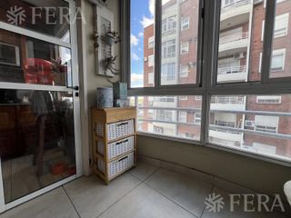 Foto 9 de Venta de departamento de 3 ambientes con balcón en Bernal