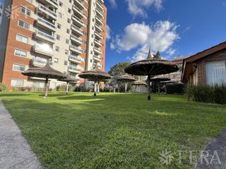 Foto 25 de Venta de departamento de 3 ambientes con balcón en Bernal