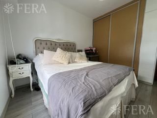 Foto 14 de Venta de departamento de 3 ambientes con balcón en Bernal