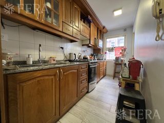 Foto 13 de Venta de departamento de 3 ambientes con balcón en Bernal
