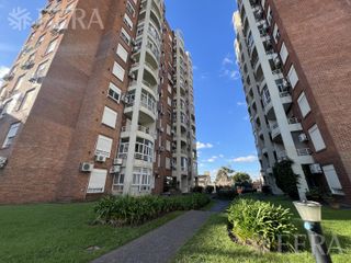 Foto 21 de Venta de departamento de 3 ambientes con balcón en Bernal