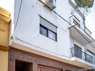 Foto 1 de Departamento en  VENTA !