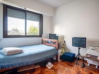 Foto 7 de Departamento en  VENTA !