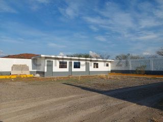 Foto 11 de SE VENDE GRIFO EN FUNCIONAMIENTO MAS EDIFICACION DE 3 PISOS