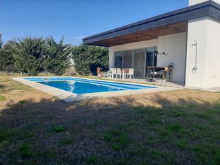 Foto 12 de Venta de Casa en Los Eucaliptus Haras Santa María