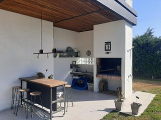 Foto 20 de Venta de Casa en Los Eucaliptus Haras Santa María