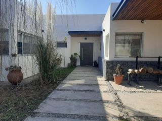 Foto 6 de Venta de Casa en Los Eucaliptus Haras Santa María